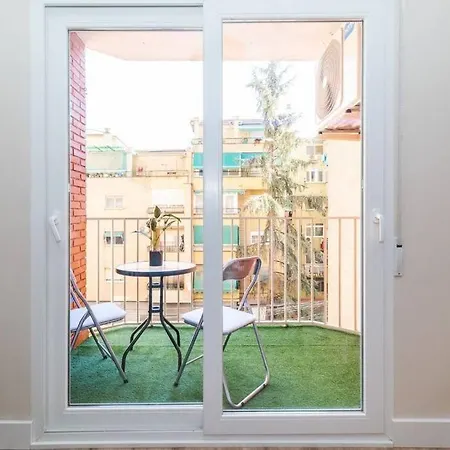 Daire Modern Close To The City Center And Alhambra *